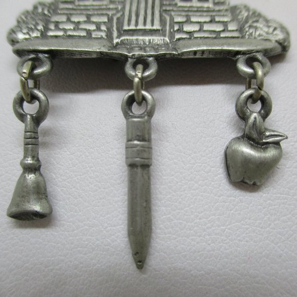 LCD Brooch Lindsay Claire Designs Brooch LCD School Brooch LCD Pewter School - Picture 3 of 5